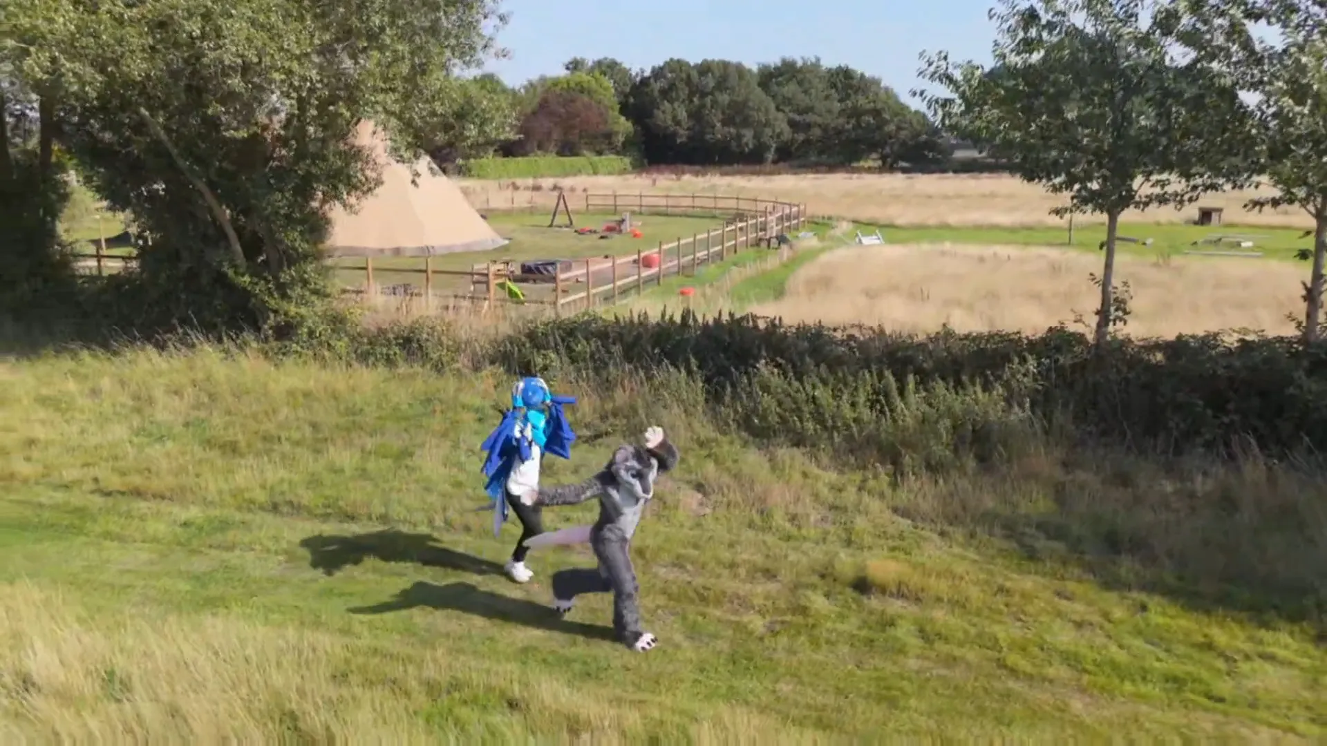 Chase scene at KadCon 2025